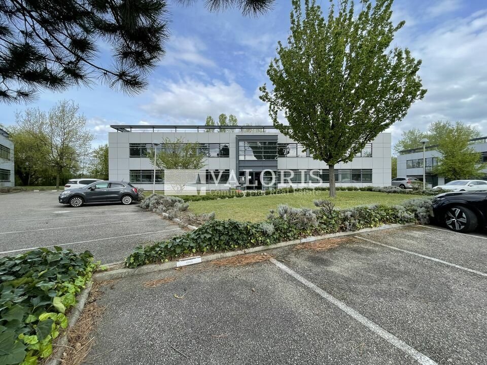 Office in Saint-Priest to rent Building Photo- Image 1 of 8