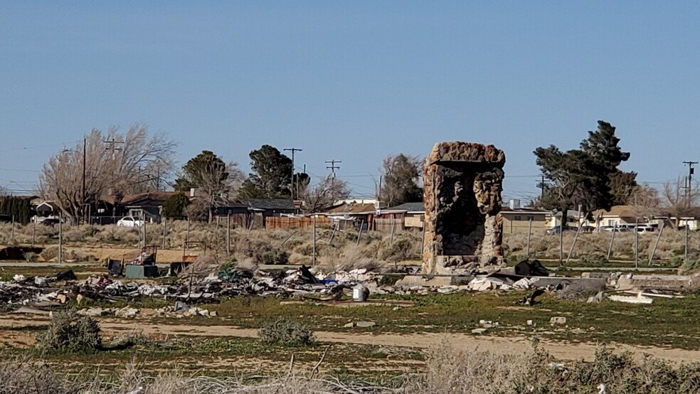 1800 Victor Ave, Mojave, CA for sale - Building Photo - Image 3 of 6