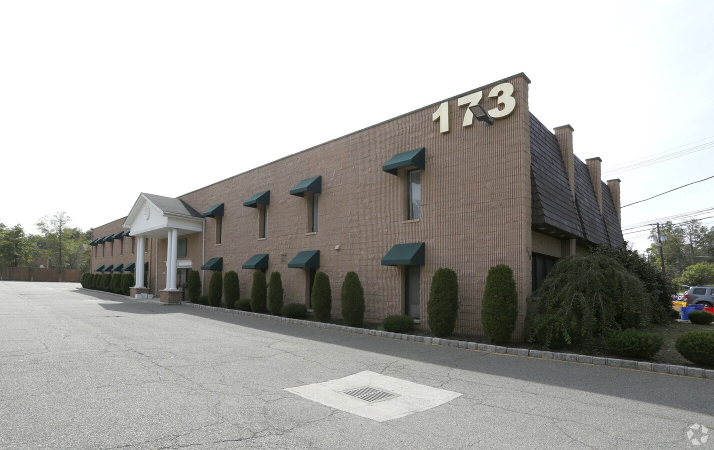 173 Essex Ave, Metuchen 08840