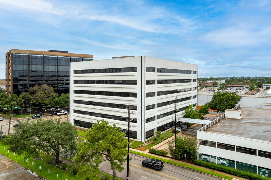 5850 San Felipe St, Houston, TX for rent - Building Photo - Image 1 of 4