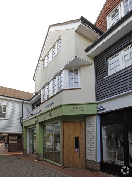 7 Blacks Yard, Sevenoaks for sale - Primary Photo - Image 1 of 1