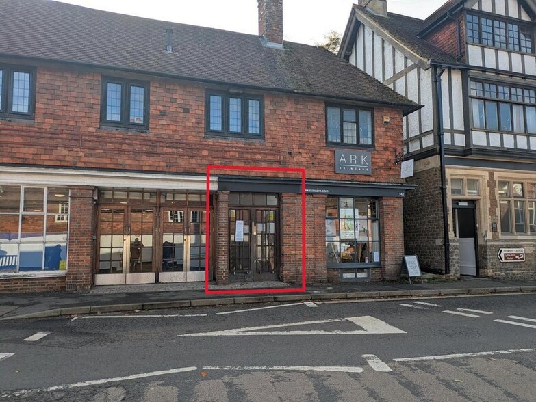 14-14A High St, Haslemere to rent - Building Photo - Image 1 of 7