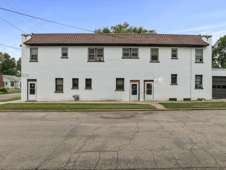 2 University Ave W, Minot, ND for sale - Building Photo - Image 2 of 19