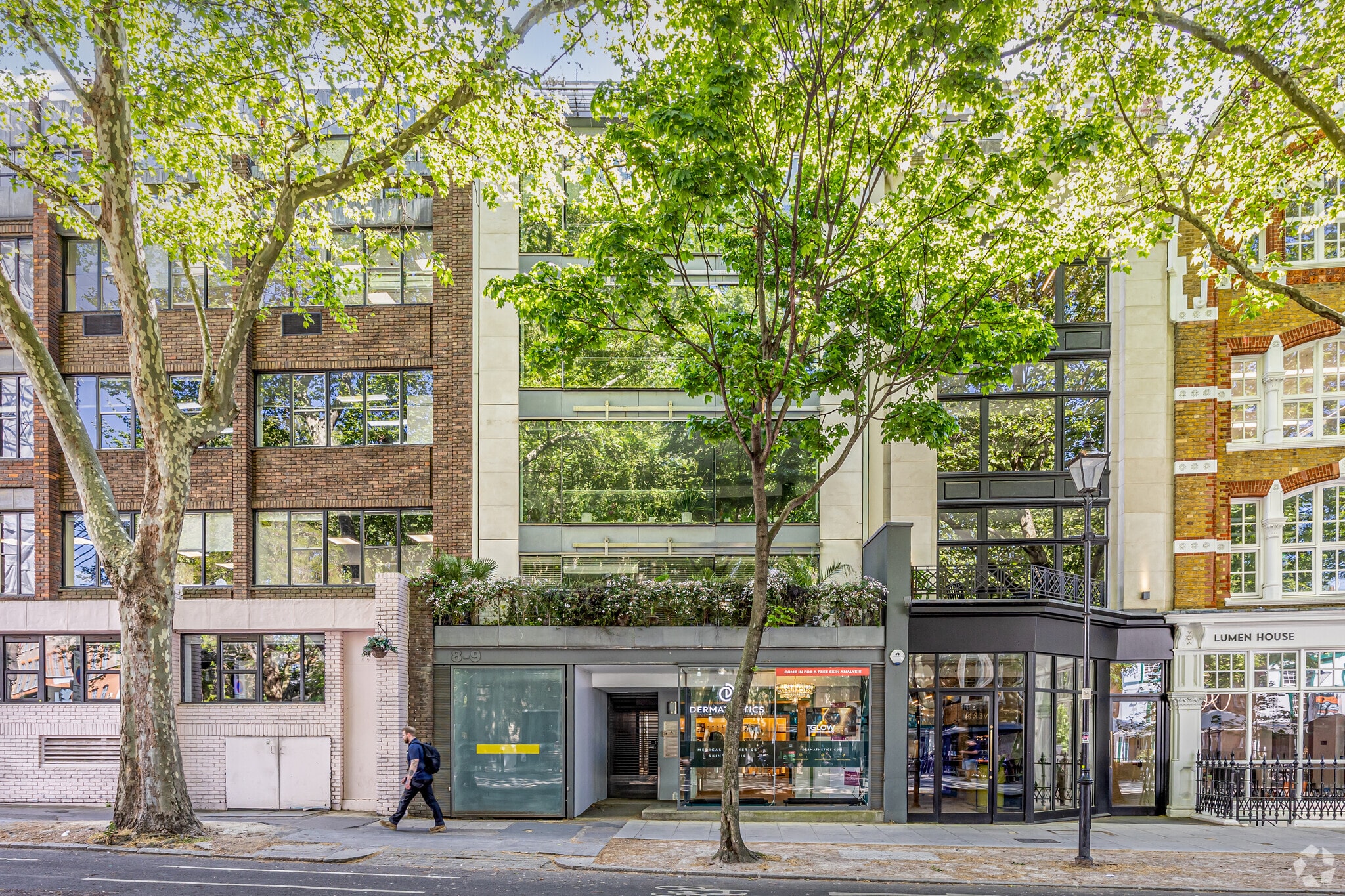 8-9 Clerkenwell Green, London for sale Primary Photo- Image 1 of 3