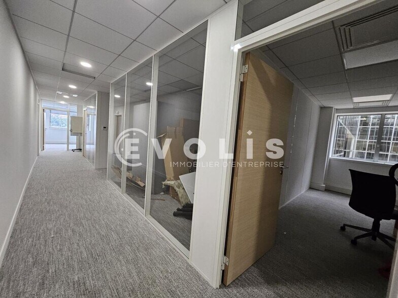 Office in Arcueil to rent - Interior Photo - Image 3 of 16
