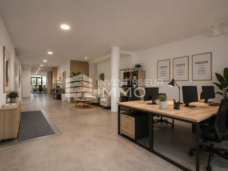 Retail in Paris to rent - Interior Photo - Image 2 of 8