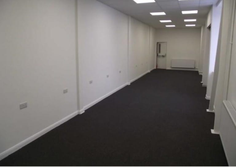 Chigwell Ln, Loughton for sale Primary Photo- Image 1 of 1