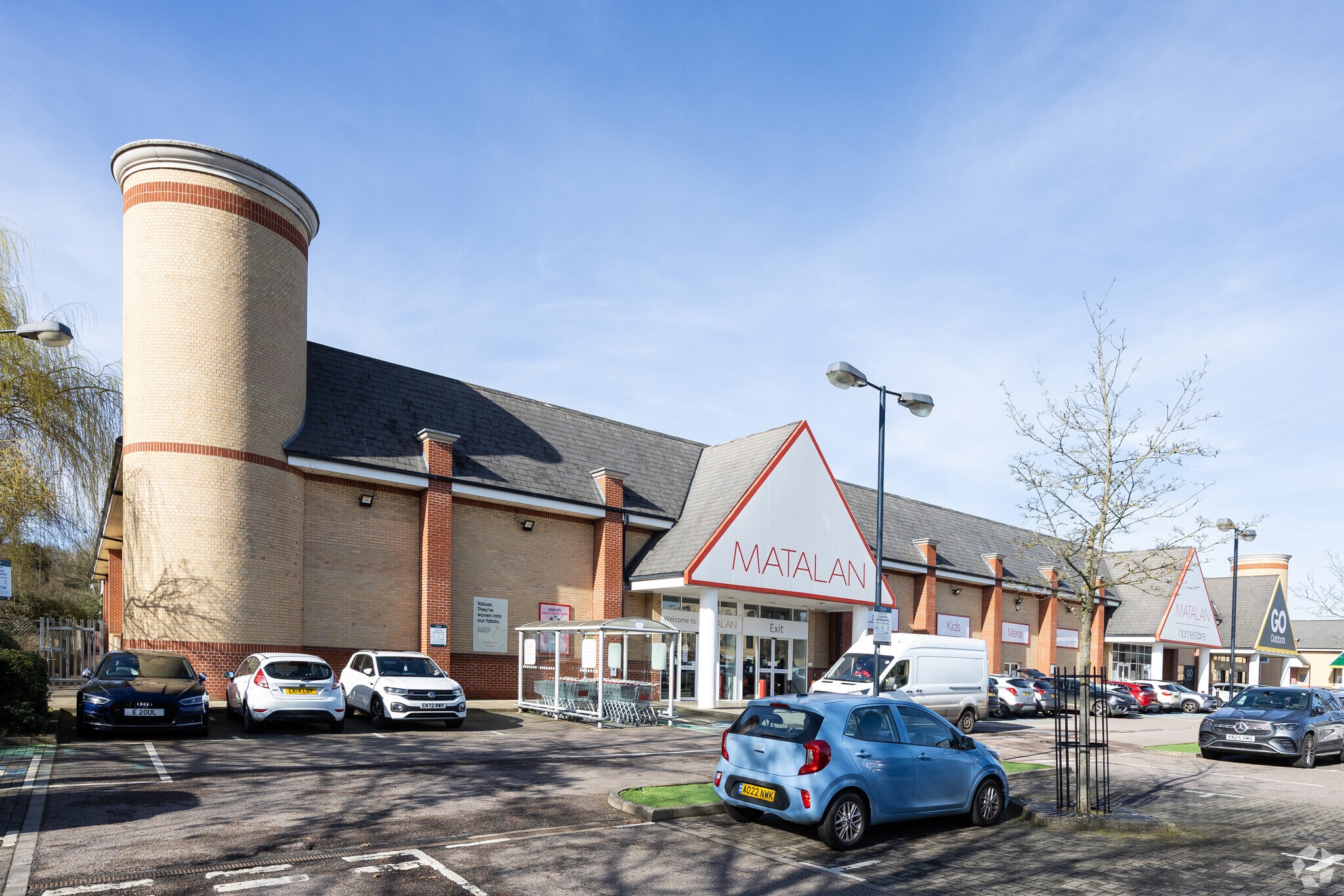 Sheepen Rd, Colchester to rent Primary Photo- Image 1 of 3