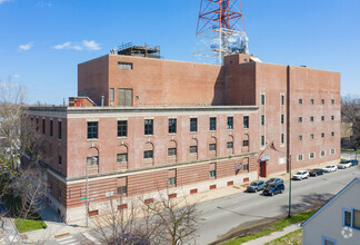 400 W 76th St, Chicago, IL for rent Primary Photo- Image 1 of 4