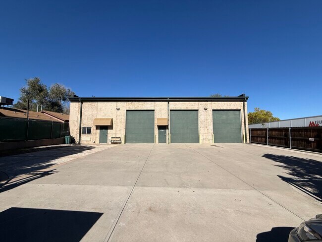 More details for 1985 W Iliff Ave, Englewood, CO - Industrial to Rent