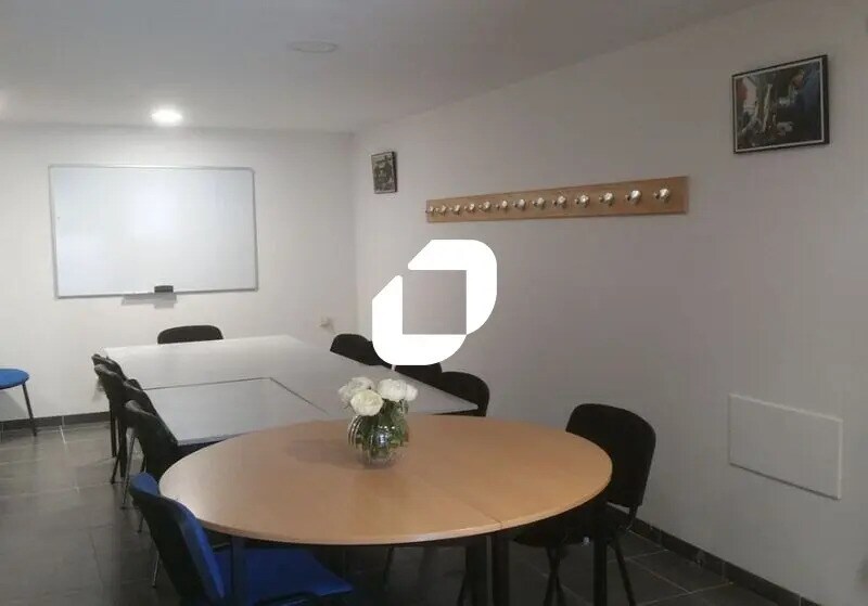 Retail in Lunel for sale - Interior Photo - Image 2 of 7