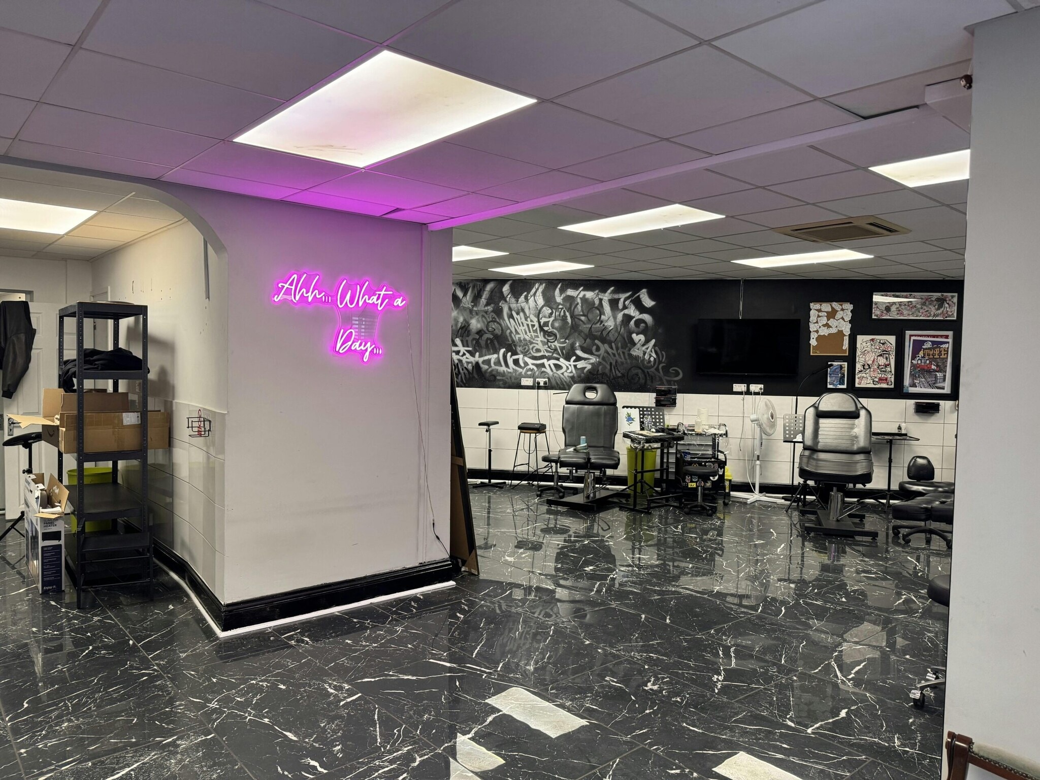 64-66 London Rd, Hemel Hempstead to rent Interior Photo- Image 1 of 5