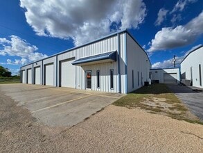 7766 N Interstate Hwy 35, Temple, TX to rent Building Photo- Image 1 of 25