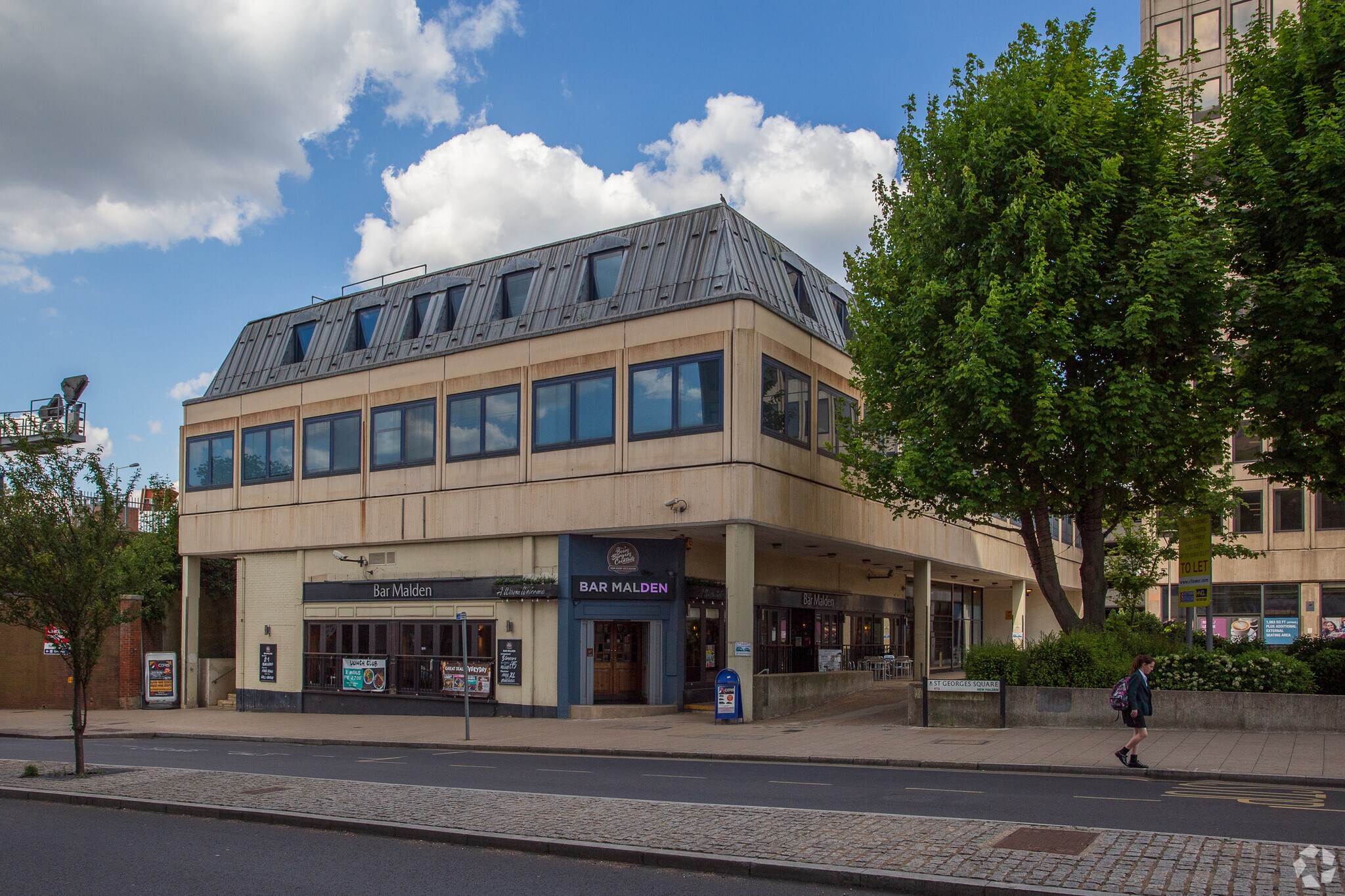 1-7 St. Georges Sq, New Malden for sale Primary Photo- Image 1 of 1