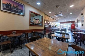 Retail in Viladecans, Barcelona to rent Interior Photo- Image 2 of 9