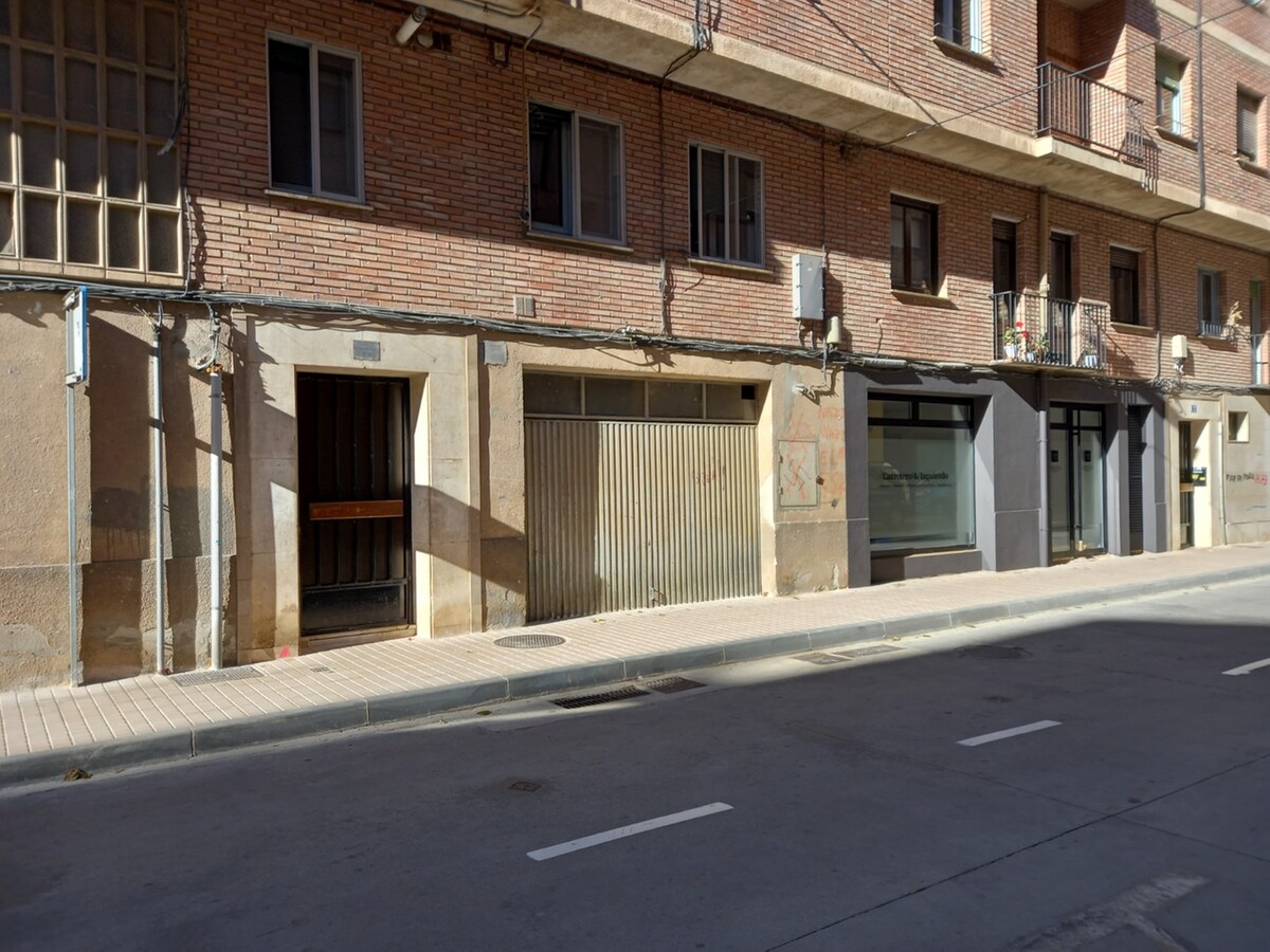 Soria, SOR 42003 - Unit - - - Interior Photo - Image 2 of 4