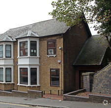 7 Priory Rd, High Wycombe for sale Primary Photo- Image 1 of 1