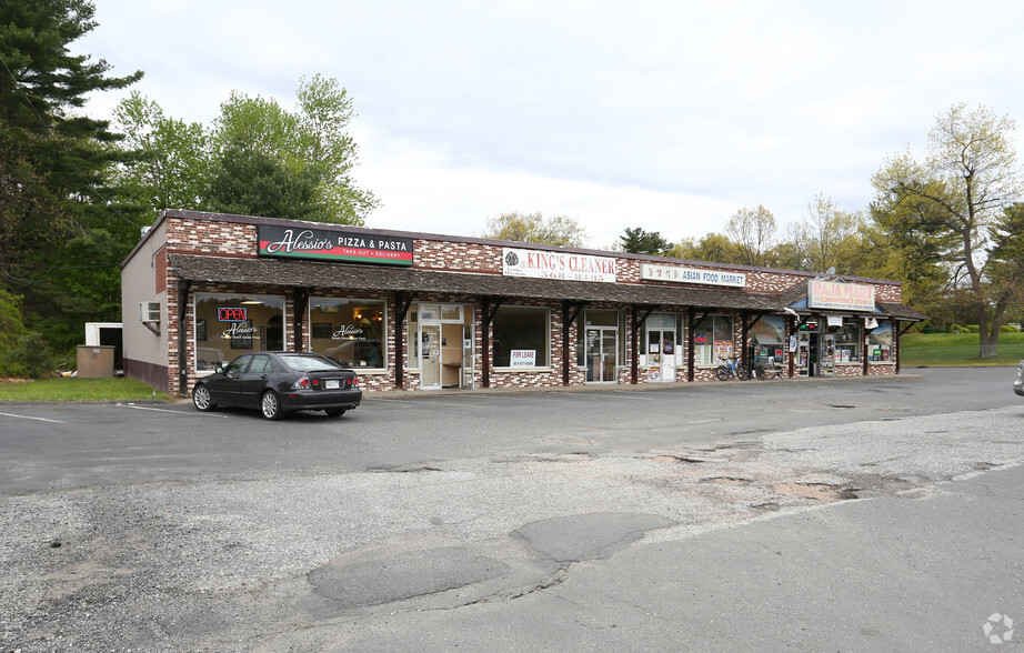 280-286 Southampton Rd, Westfield, MA for rent - Primary Photo - Image 1 of 1