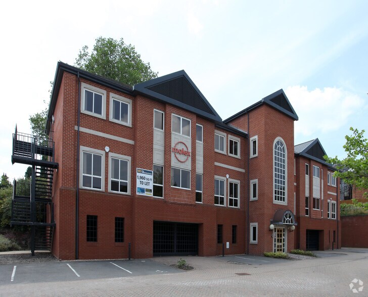 Crosby Way, Farnham for sale - Primary Photo - Image 1 of 1