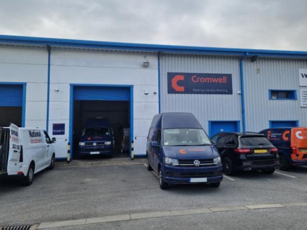 Sidings Ct, Hull to rent Building Photo- Image 1 of 5