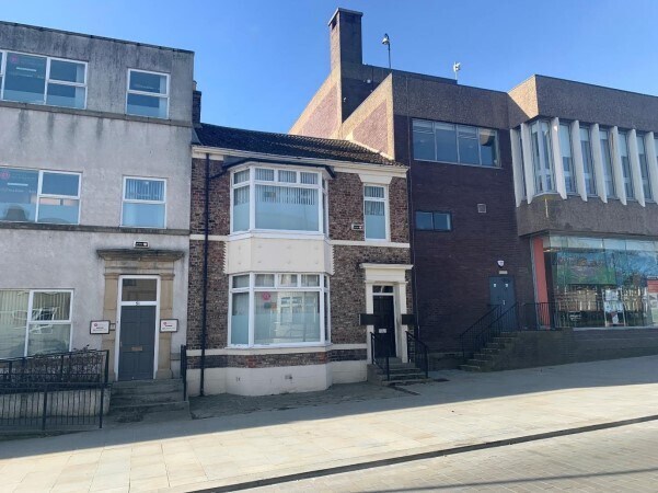 52 Howard St, North Shields for sale - Primary Photo - Image 1 of 1