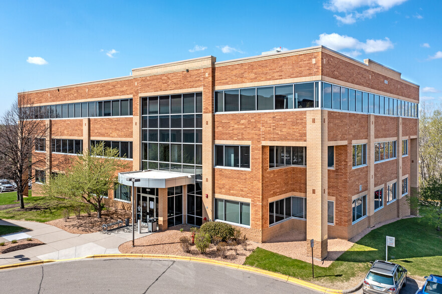 8501 Golden Valley Rd, Golden Valley, MN for sale - Primary Photo - Image 1 of 1