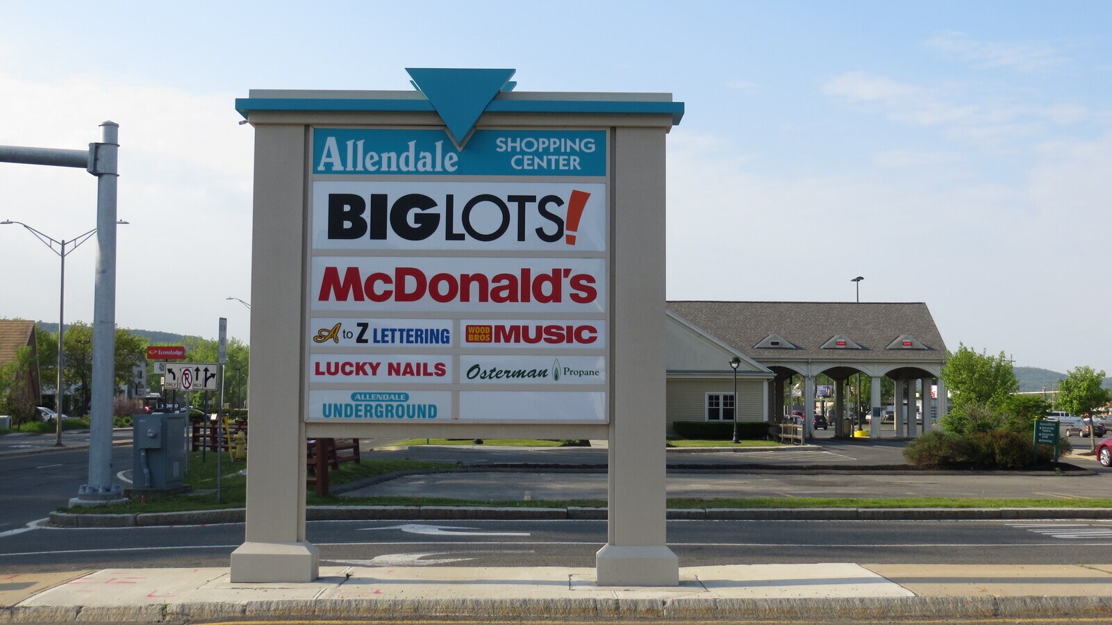 3761 Cheshire Rd, Pittsfield 01201 Allendale Shopping Center