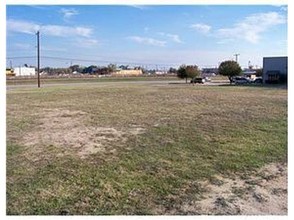 1110 Finfeather Rd, Bryan, TX for sale Building Photo- Image 1 of 11