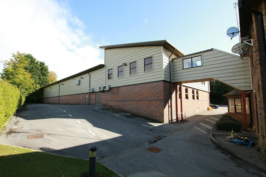 Otley Rd, Harrogate for rent - Building Photo - Image 3 of 6