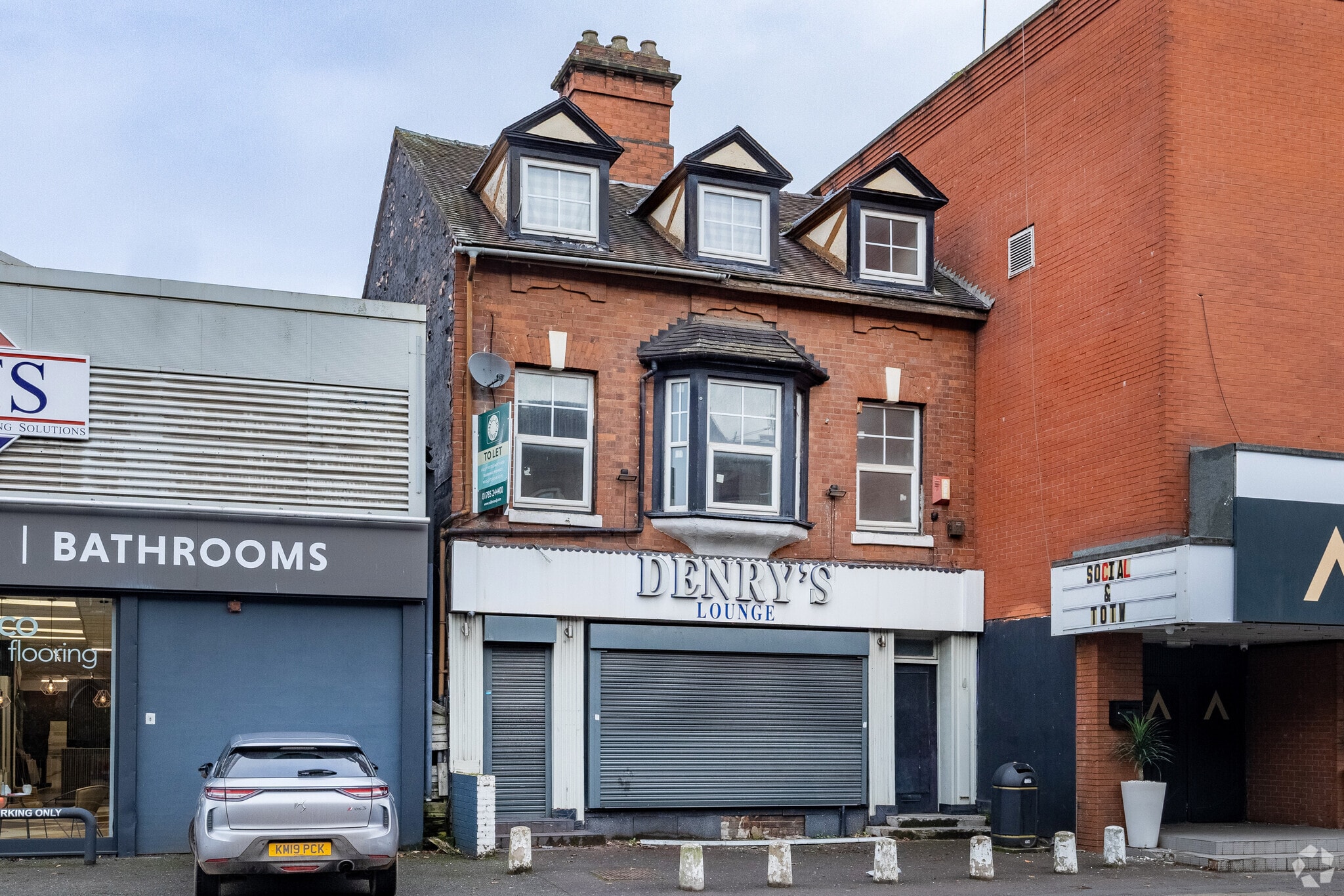 137 Newport Rd, Stafford to rent Primary Photo- Image 1 of 3