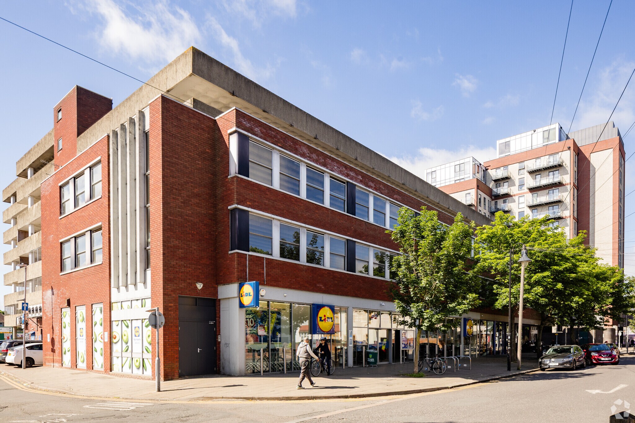 23-35 Blagdon Rd, New Malden for sale Primary Photo- Image 1 of 1