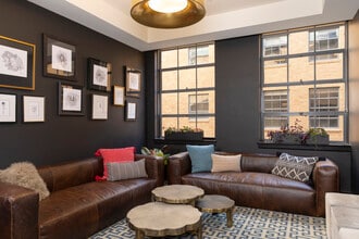 2800 1st Ave, Seattle, WA to rent Interior Photo- Image 1 of 24