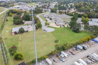 2200 Fianna Oaks Dr, Fort Smith, AR for sale Building Photo- Image 1 of 1