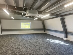 Botley Rd, Shedfield to rent Interior Photo- Image 2 of 7