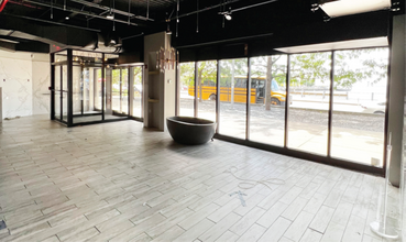 360 Furman St, Brooklyn, NY to rent Interior Photo- Image 2 of 7