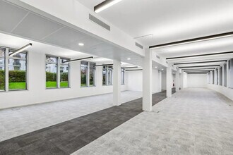 Office in Charenton-le-Pont to rent Interior Photo- Image 2 of 10