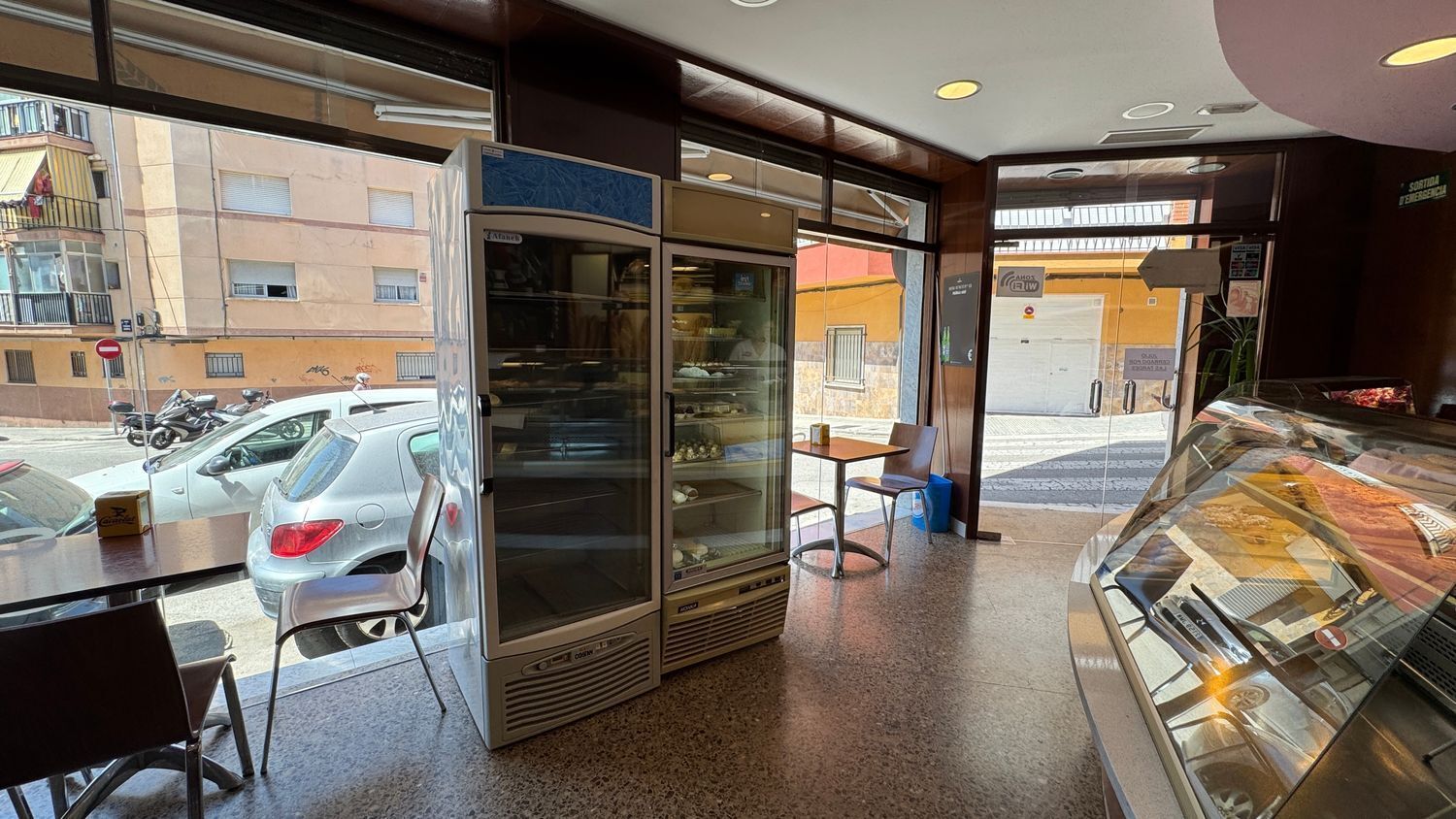 Terrassa, BAR 08226 - Unit Ptas 3 y 2 - - Interior Photo - Image 2 of 17