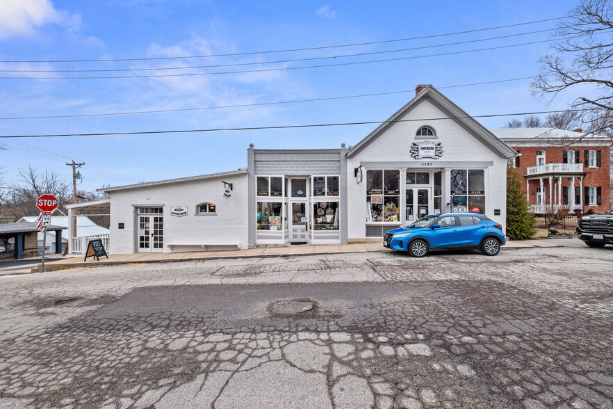 5595 Walnut St, Augusta, MO for sale - Building Photo - Image 1 of 36