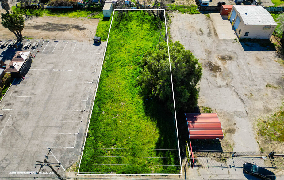 477 E Redlands Blvd, San Bernardino, CA for sale - Aerial - Image 1 of 3