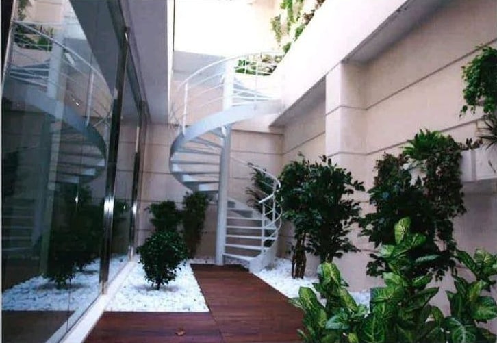 View Photo