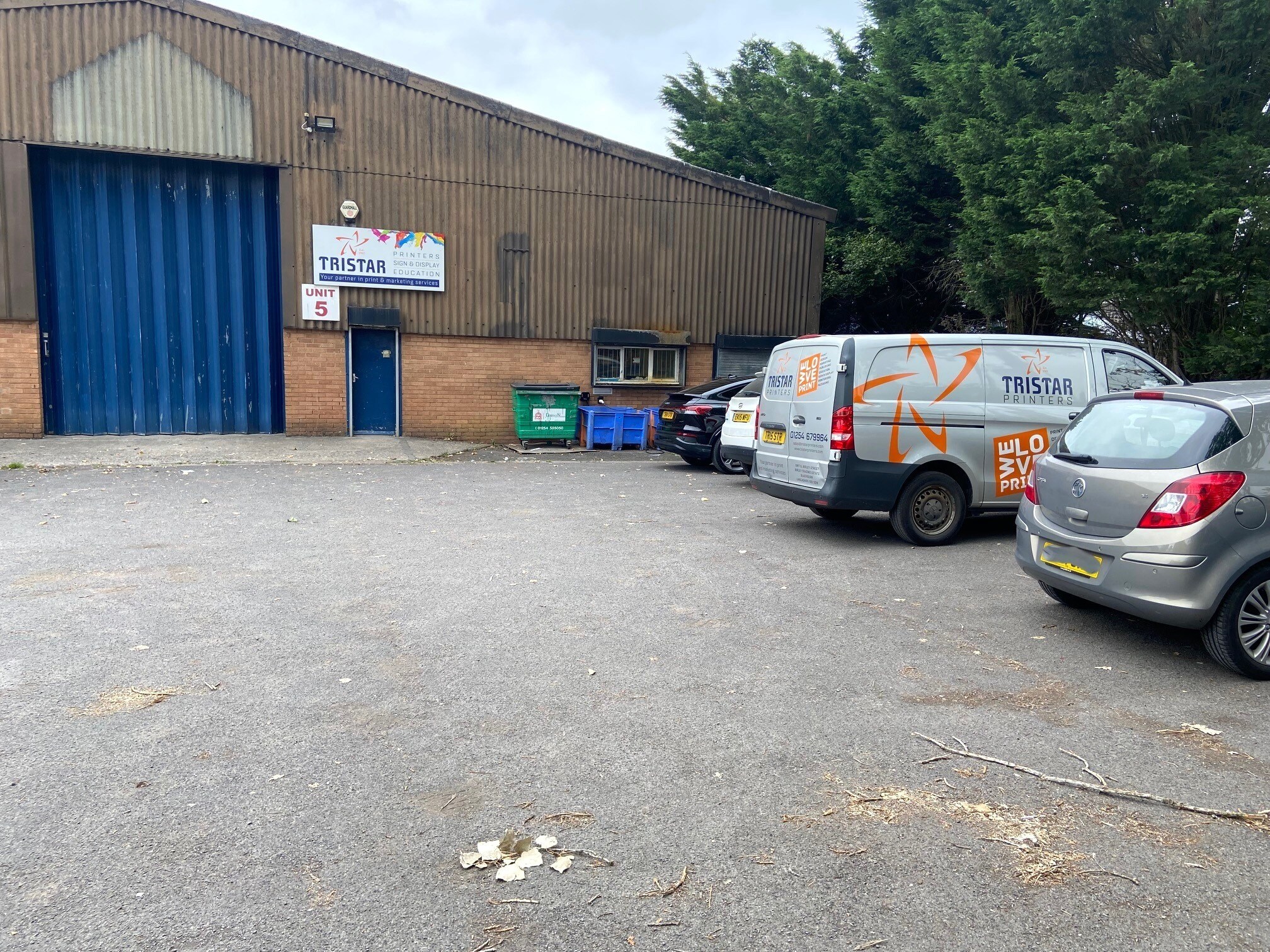 Birley St, Blackburn to rent Building Photo- Image 1 of 2