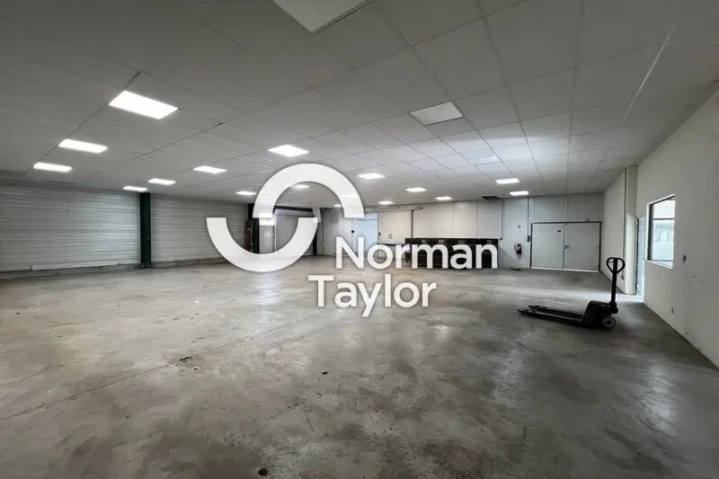 Industrial in Perpignan for sale - Interior Photo - Image 1 of 12