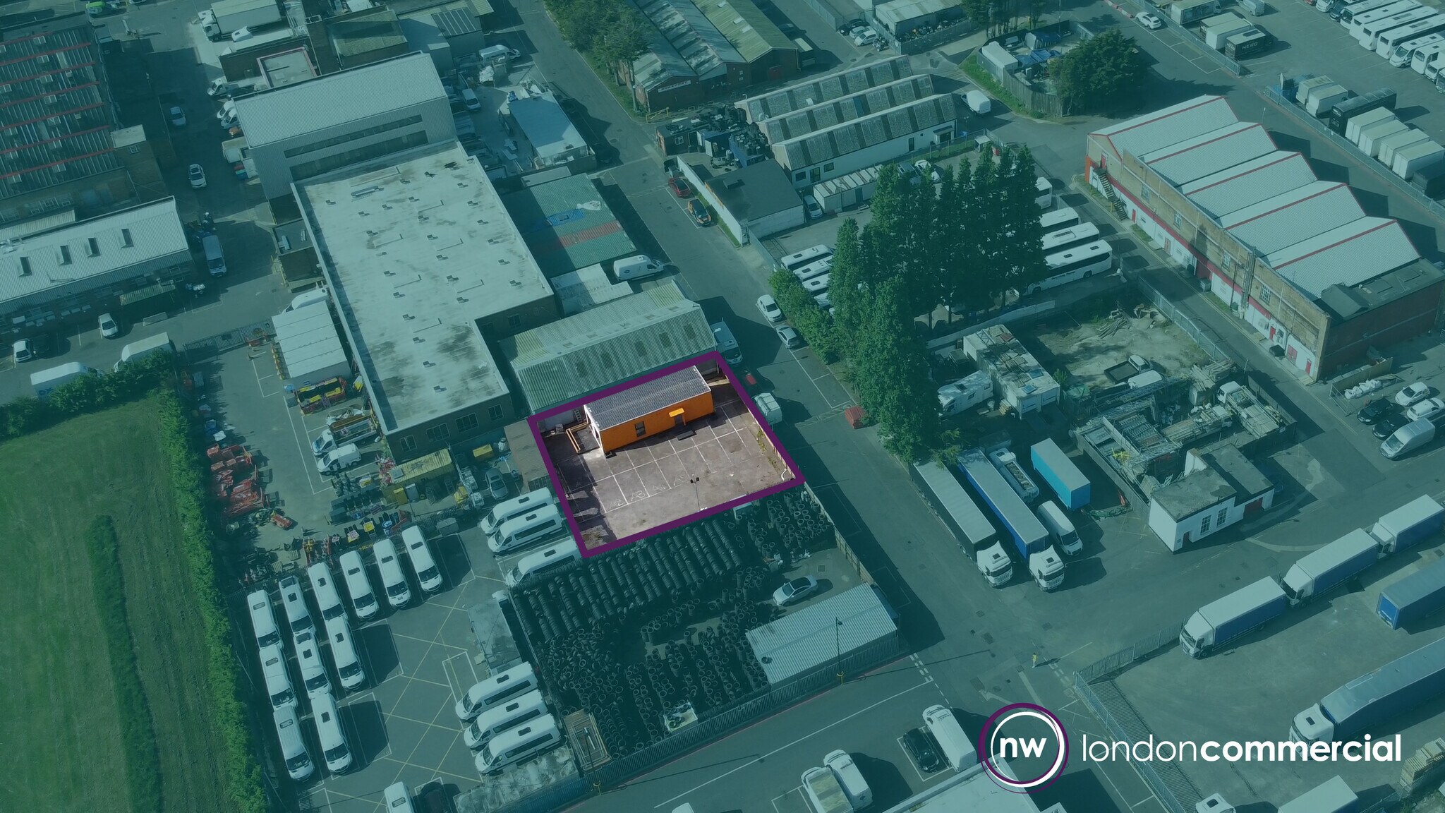 15 Magnet Road, Wembley for sale Primary Photo- Image 1 of 1