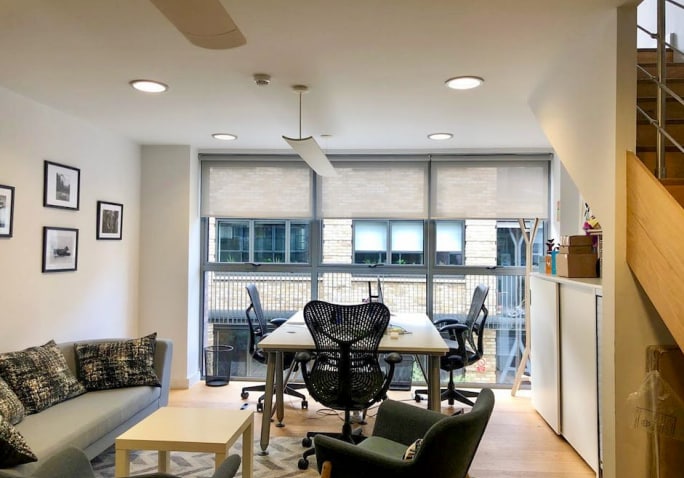 Turnham Green Terrace Mews, London to rent Interior Photo- Image 1 of 10