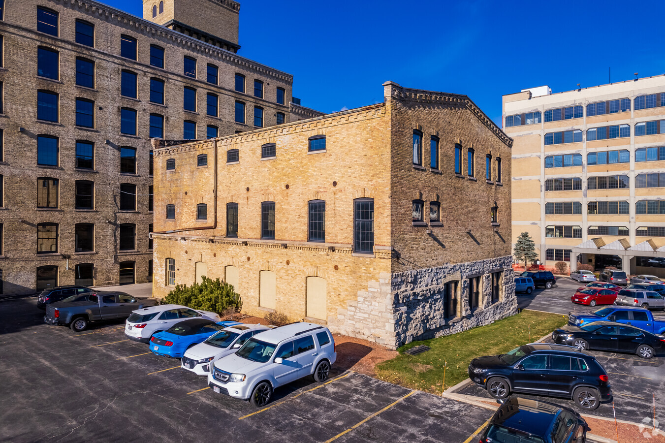 Building Photo