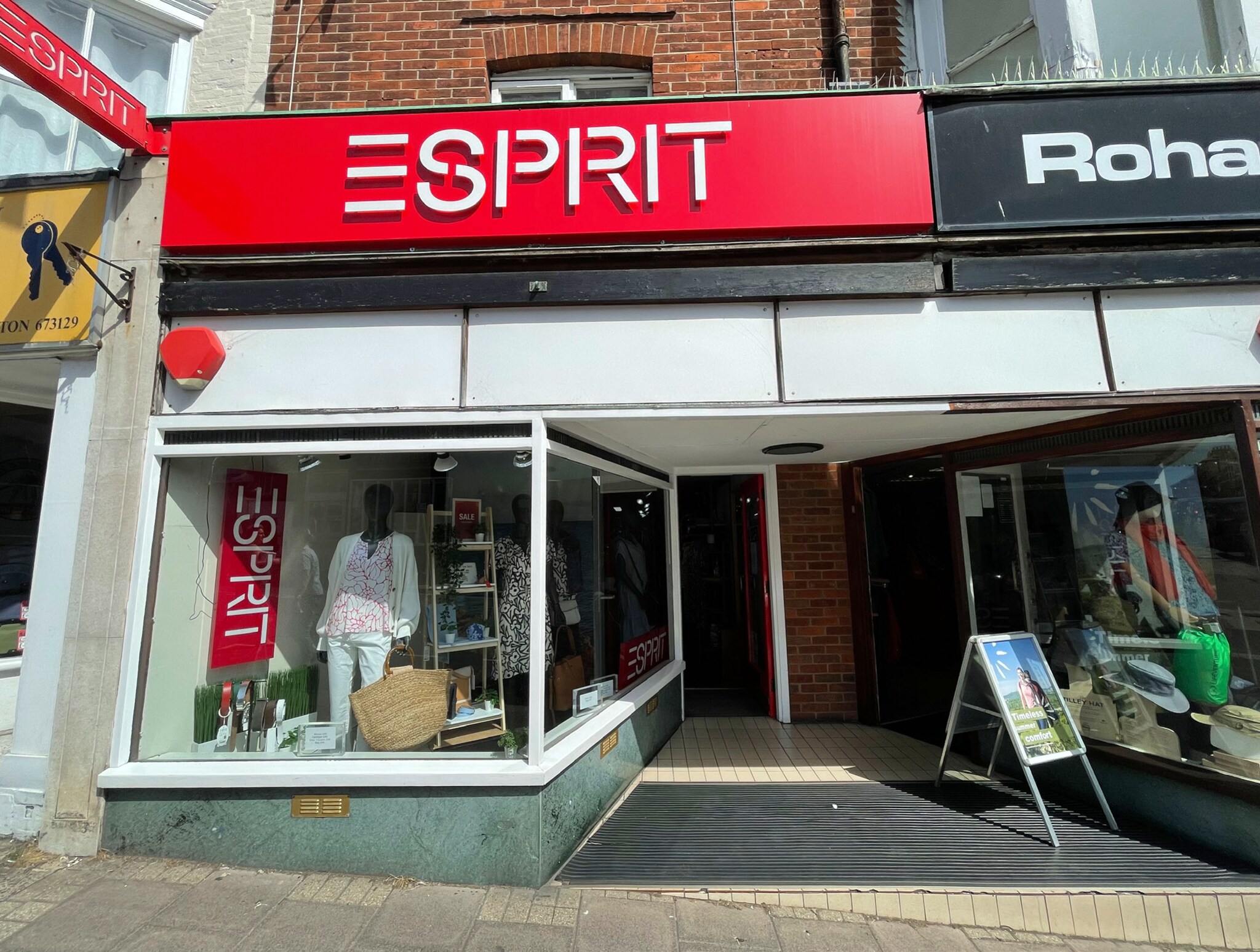 116 High St, Lymington for sale Primary Photo- Image 1 of 1