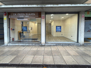 Retail in Igualada, Barcelona to rent Interior Photo- Image 2 of 11