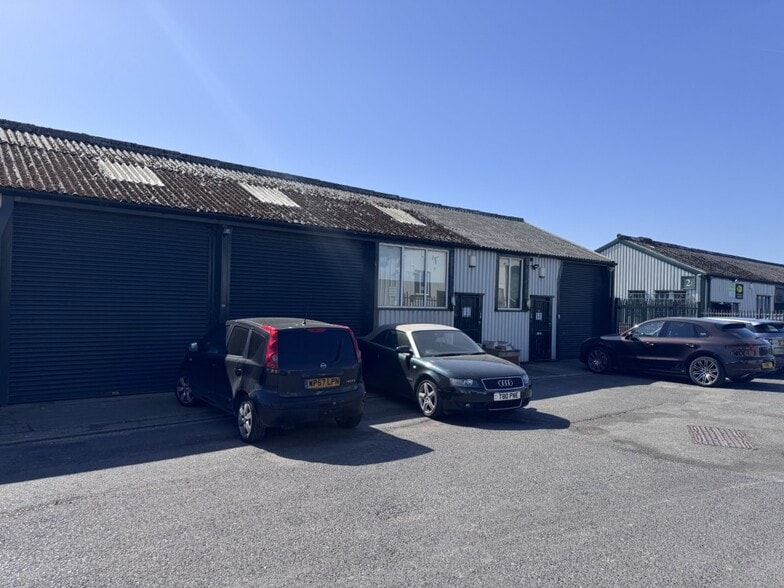 3D Preston New Rd, Clifton to rent - Building Photo - Image 3 of 4
