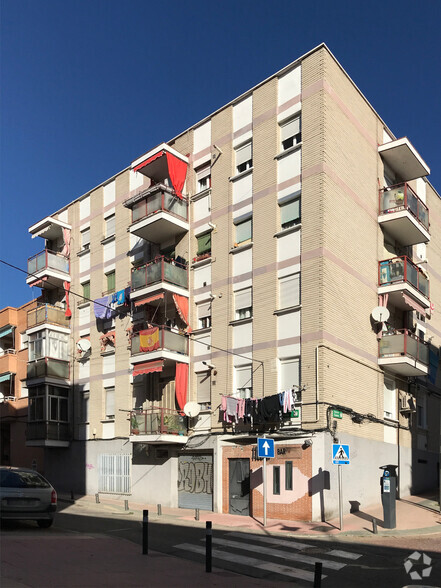 Calle Ceuta, 28, Alcobendas, Madrid for sale - Primary Photo - Image 1 of 2