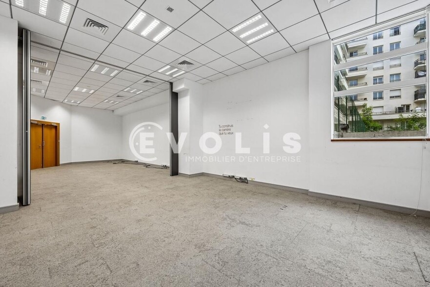 Office in Issy-les-Moulineaux to rent - Interior Photo - Image 3 of 7